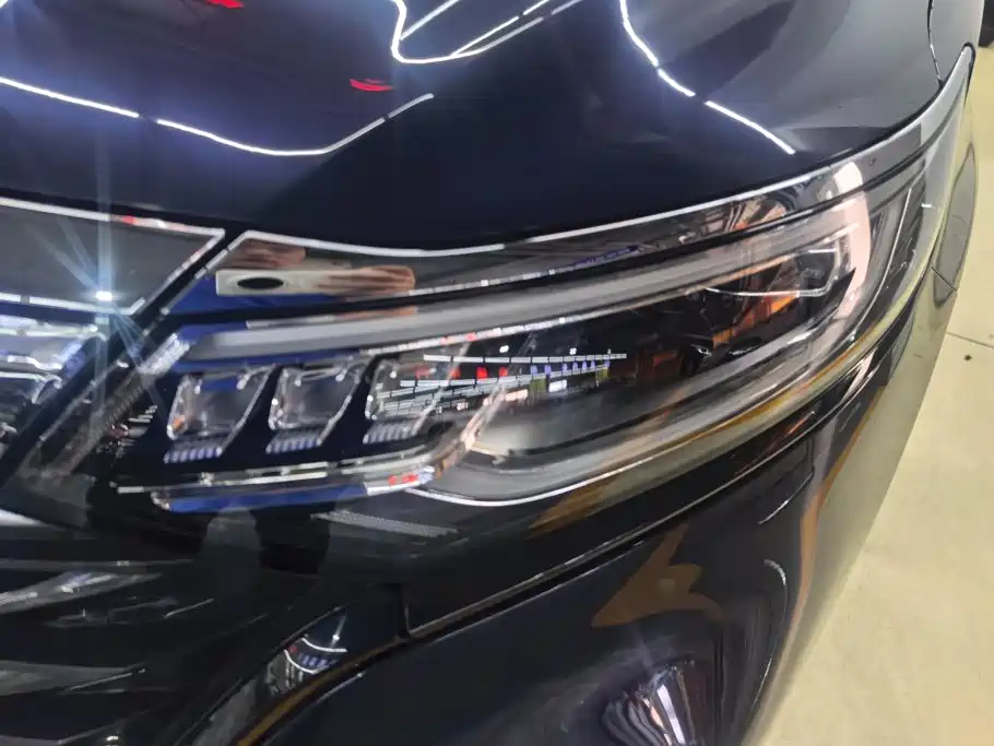 Roewe iMAX8 — миниатюра 5
