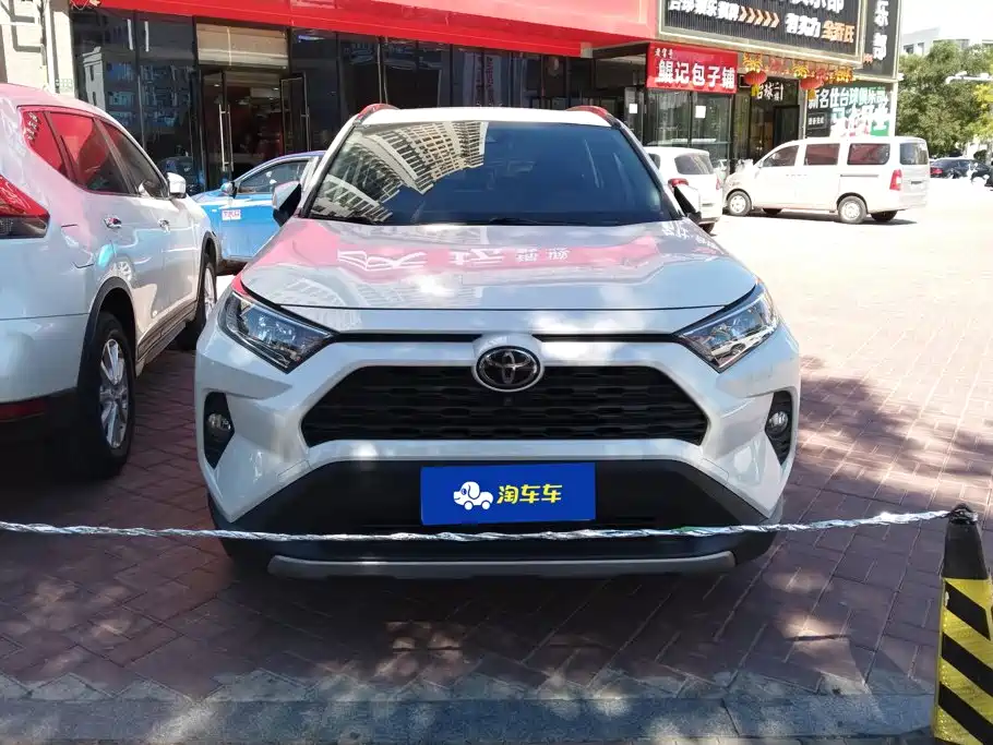 Toyota RAV4 — миниатюра 2