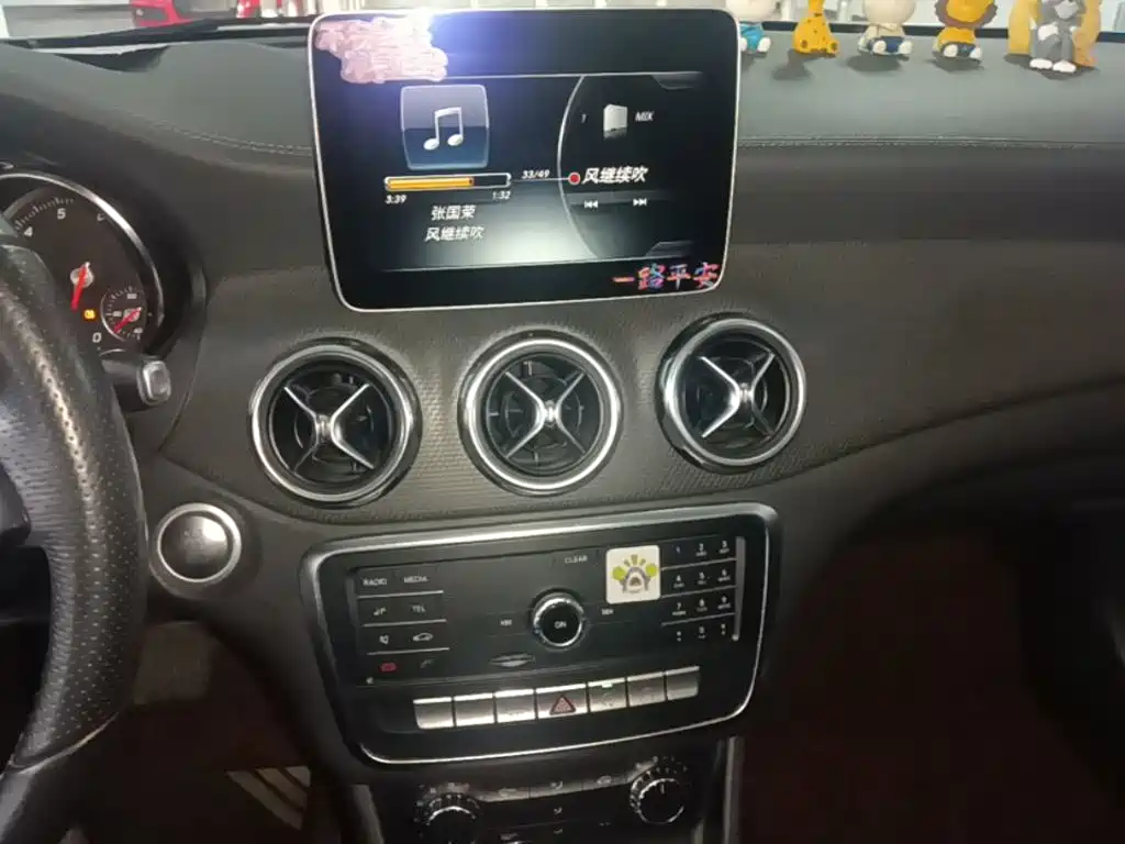Mercedes-Benz GLA — миниатюра 13