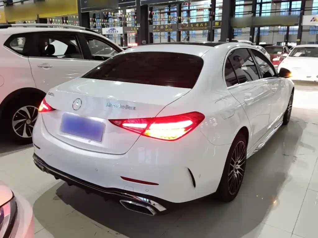 Mercedes-Benz C-Class — миниатюра 7