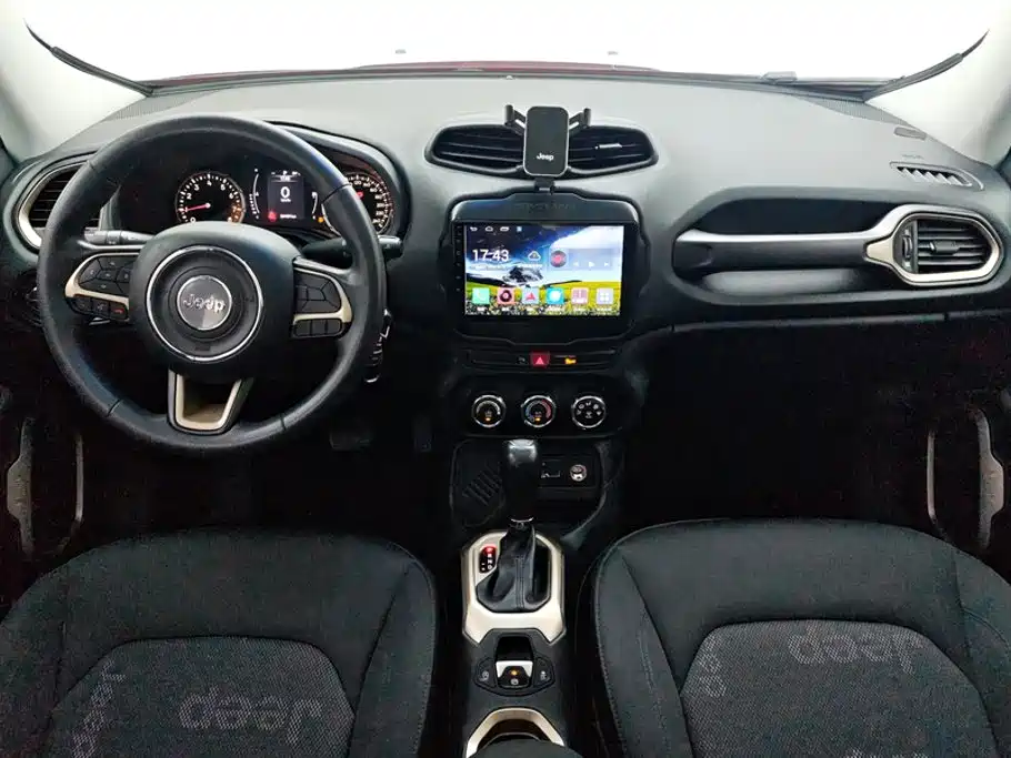Jeep Renegade — миниатюра 12