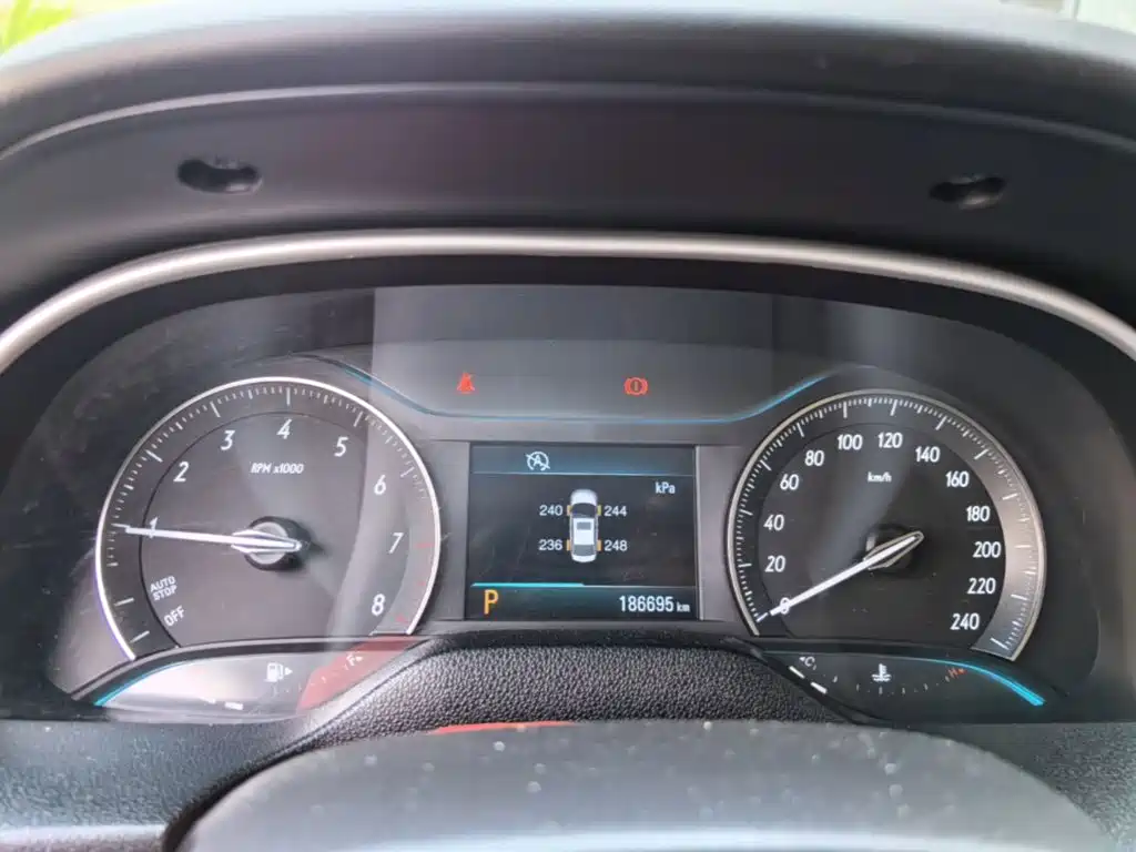 Buick Excelle — миниатюра 12