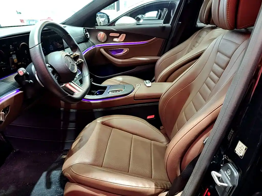 Mercedes-Benz E-Class — миниатюра 15