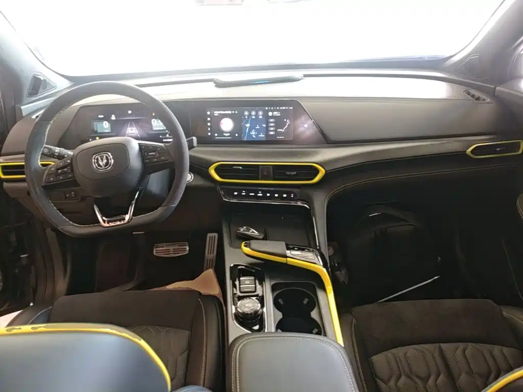 Changan UNI-T — миниатюра 10