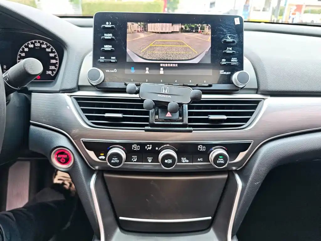 Honda Accord — миниатюра 15
