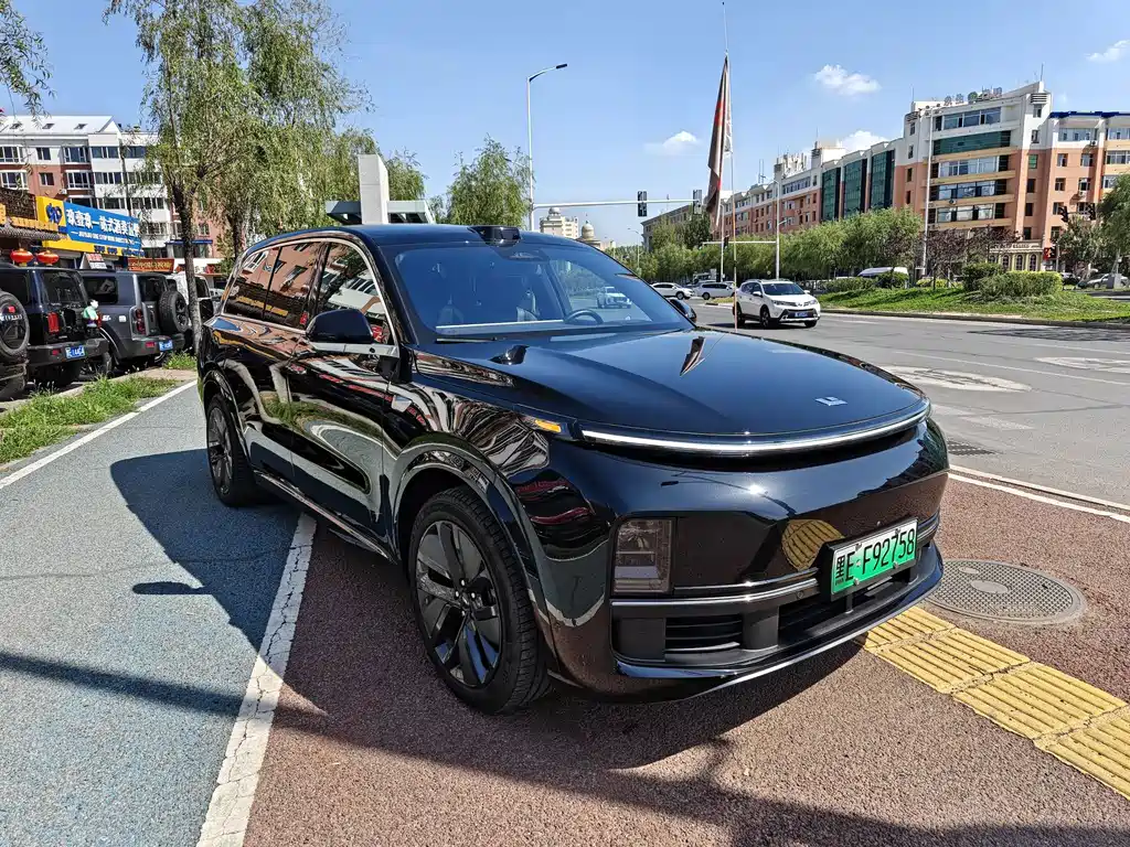 Li Auto Li L9 — миниатюра 3