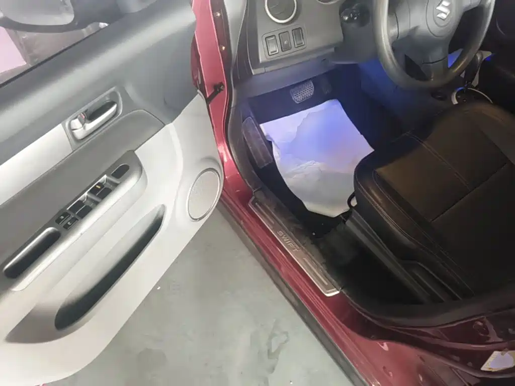 Suzuki Swift — миниатюра 16