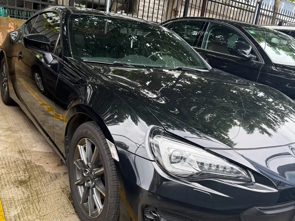 Купить Subaru BRZ
