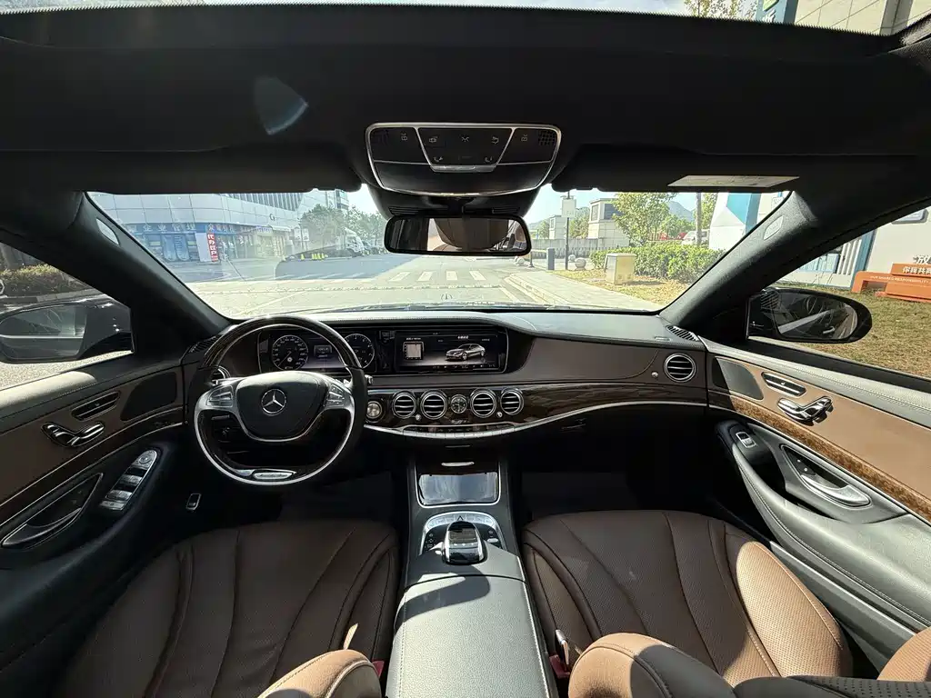 Mercedes-Benz S-Class — миниатюра 10