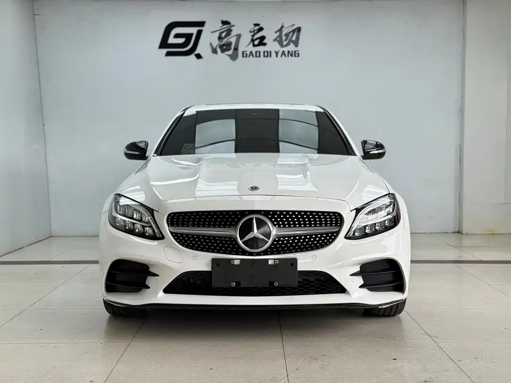 Mercedes-Benz C-Class — миниатюра 2