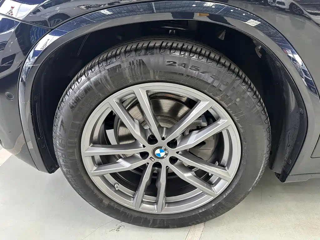 BMW X3 — миниатюра 10