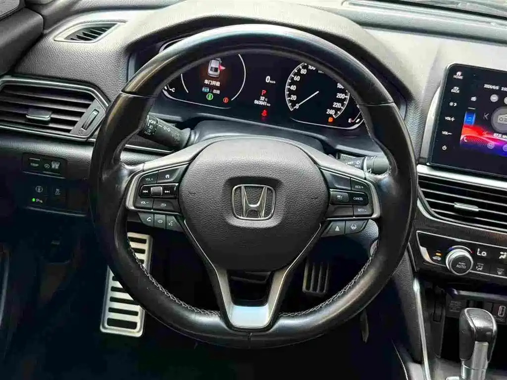 Honda Accord — миниатюра 6