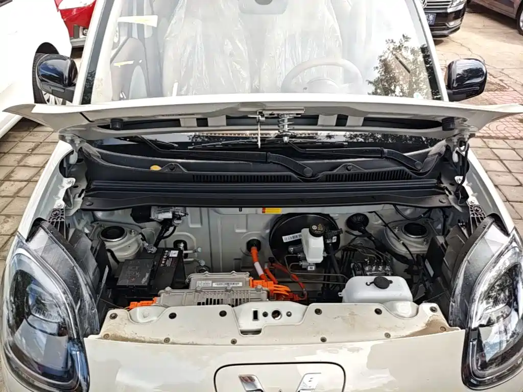 Wuling MINIEV — миниатюра 20