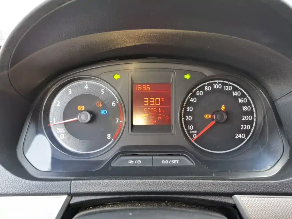 Volkswagen Jetta — миниатюра 12