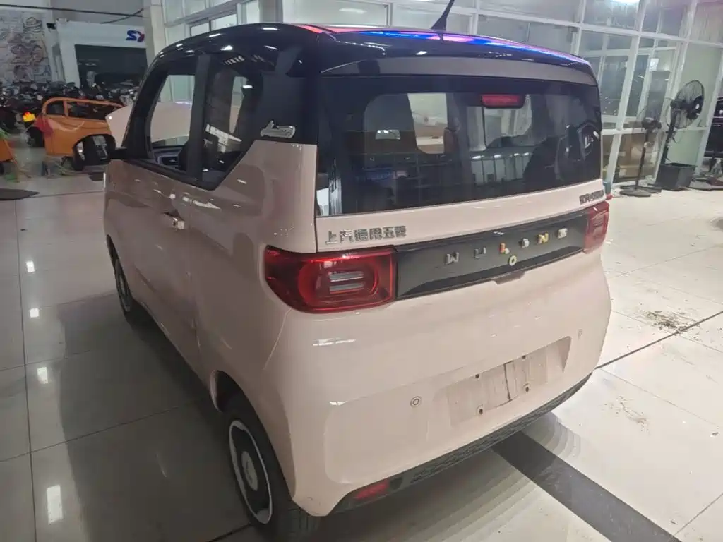 Wuling MINIEV — миниатюра 5
