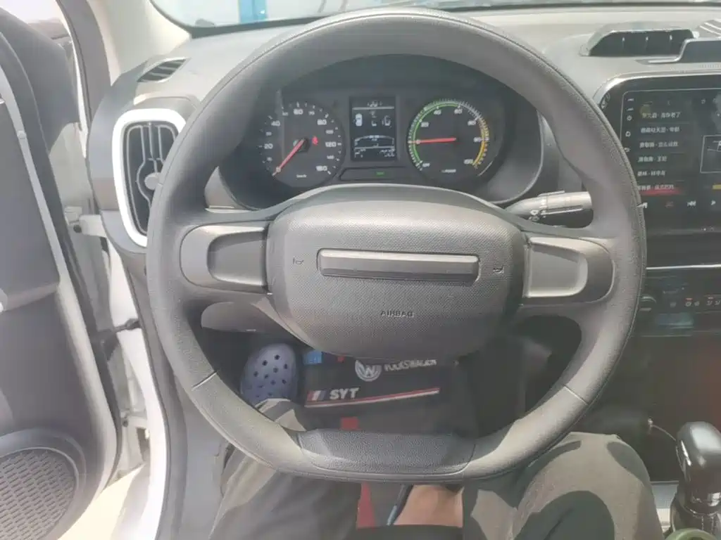 Roewe Clever — миниатюра 11