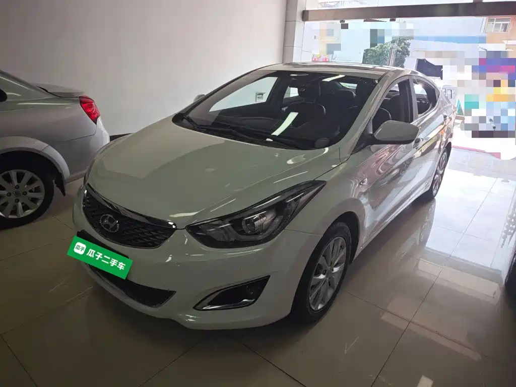 Hyundai Elantra Langdong — миниатюра 2
