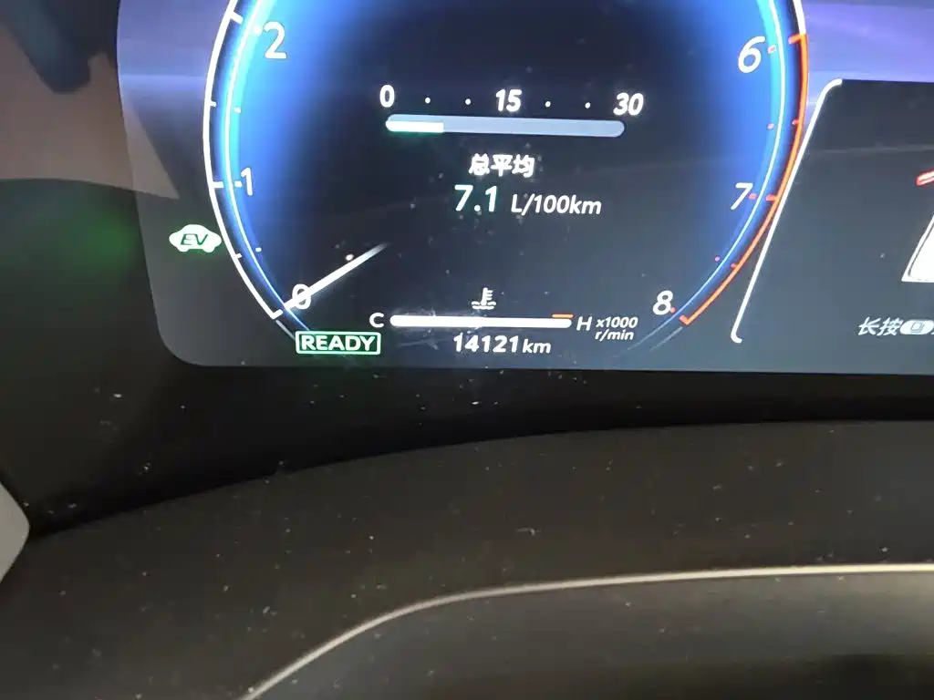 Toyota Vellfire — миниатюра 5