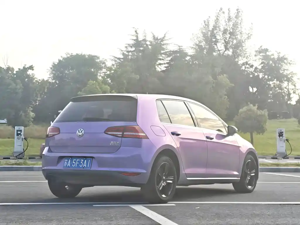 Volkswagen Golf — миниатюра 7