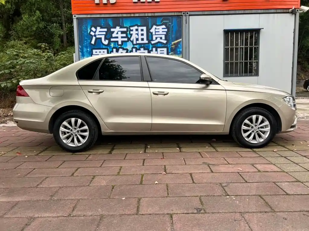 Volkswagen Bora — миниатюра 6