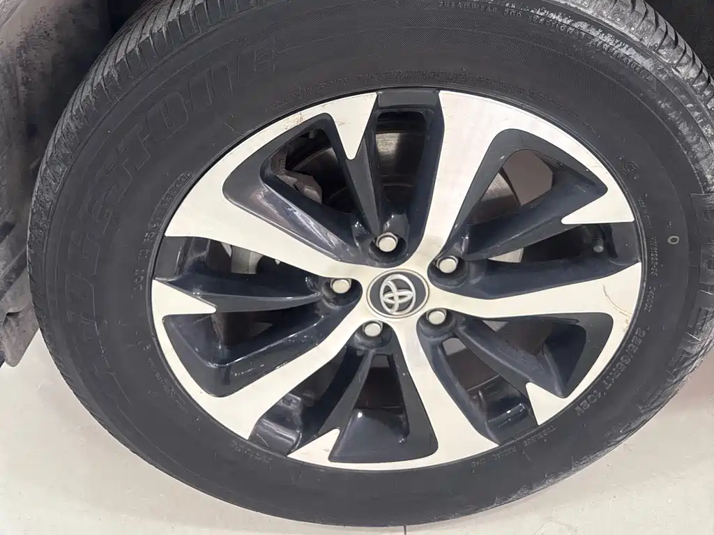 TOYOTA RAV4 RONGFANG