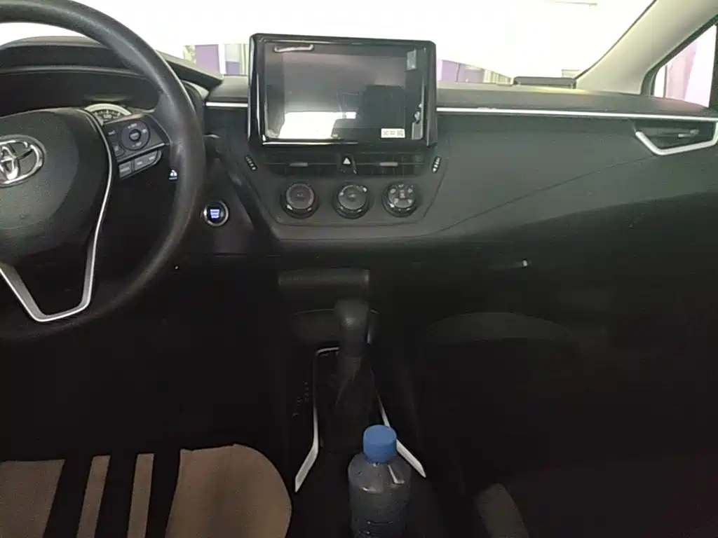 Toyota Corolla — миниатюра 13