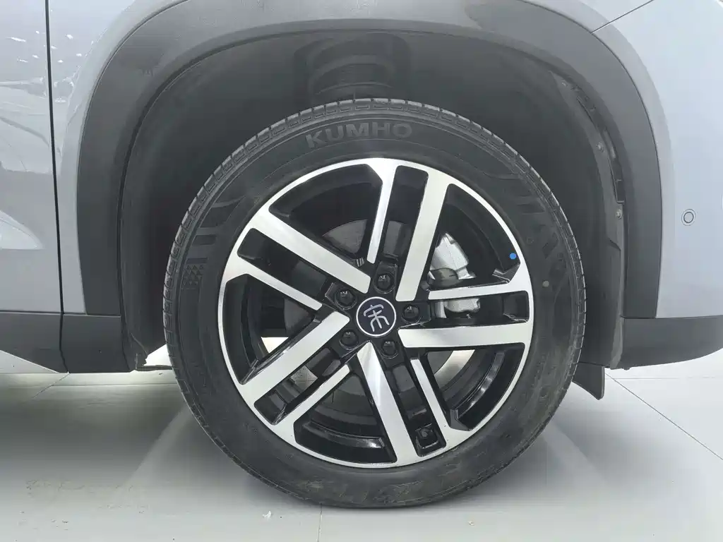 BYD L DM-i — миниатюра 6