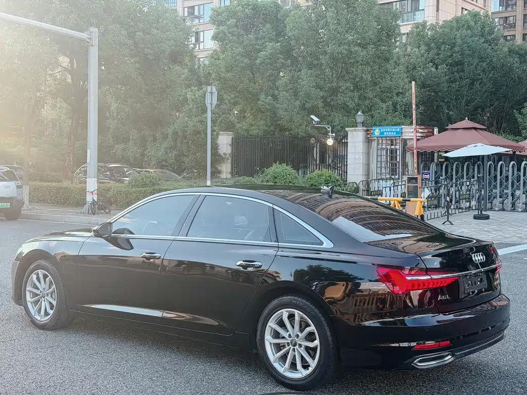 Audi A6L — миниатюра 5