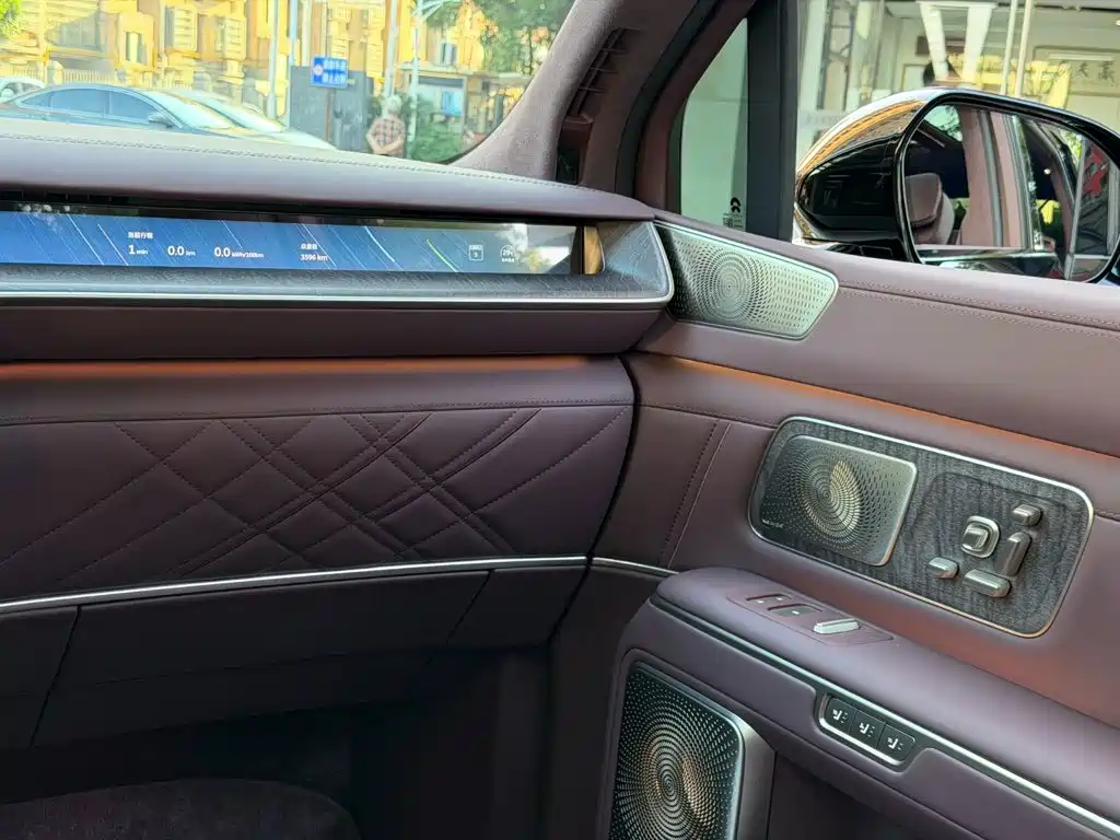 NIO ES9 — миниатюра 25