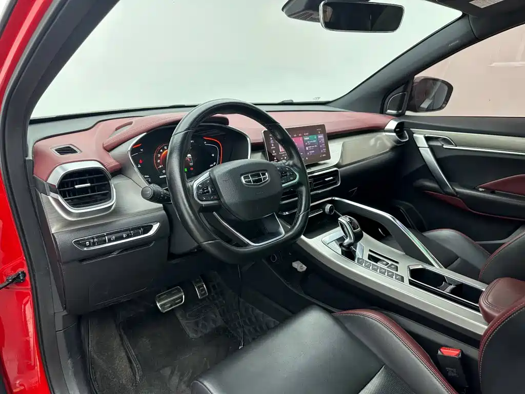 Geely Binyue — миниатюра 14