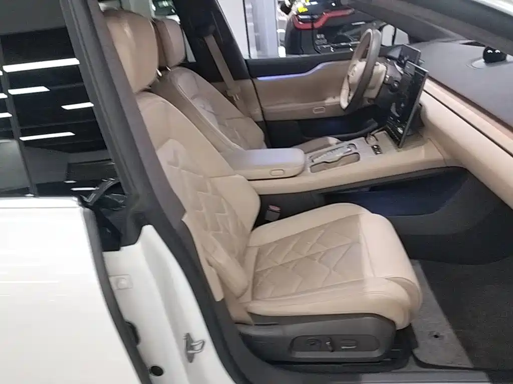 NIO ET7 — миниатюра 25