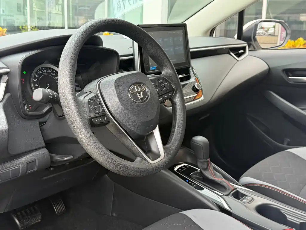 Toyota Corolla — миниатюра 9