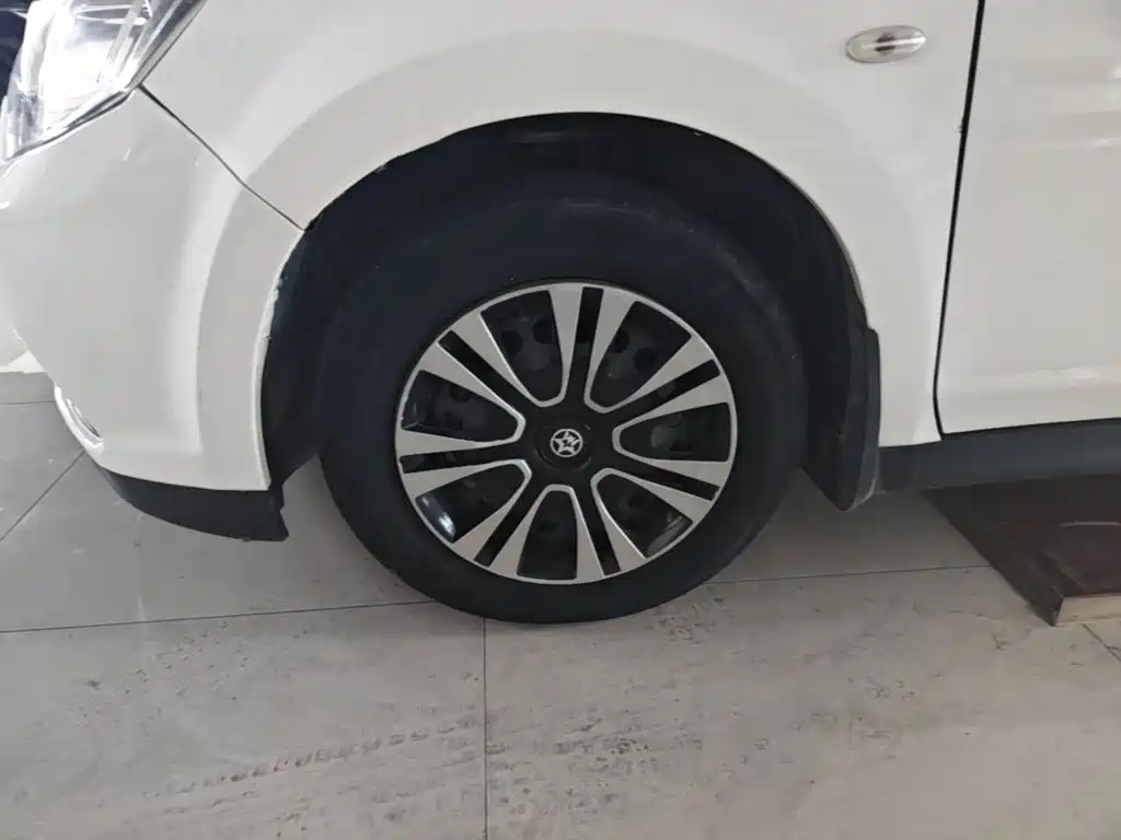 Venucia R50 — миниатюра 23
