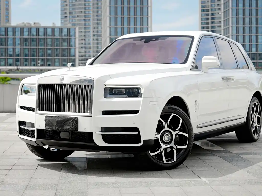 Rolls-Royce Cullinan — миниатюра 2