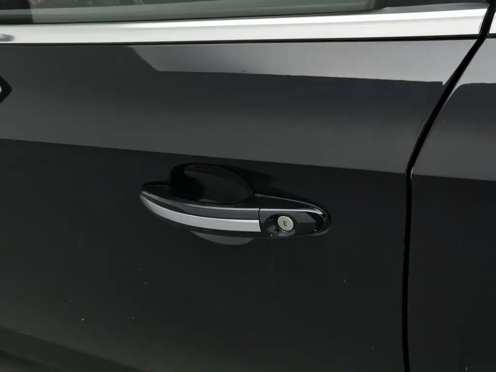 Ford Mondeo — миниатюра 18