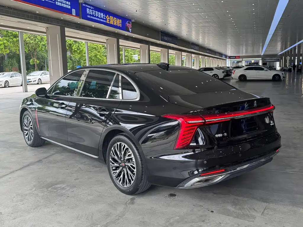 Hongqi Hongqi H5 — миниатюра 7