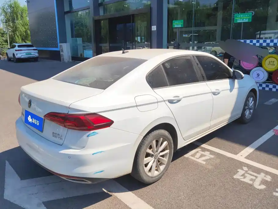 Volkswagen Bora — миниатюра 3