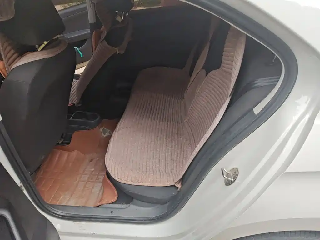 Volkswagen Jetta — миниатюра 18