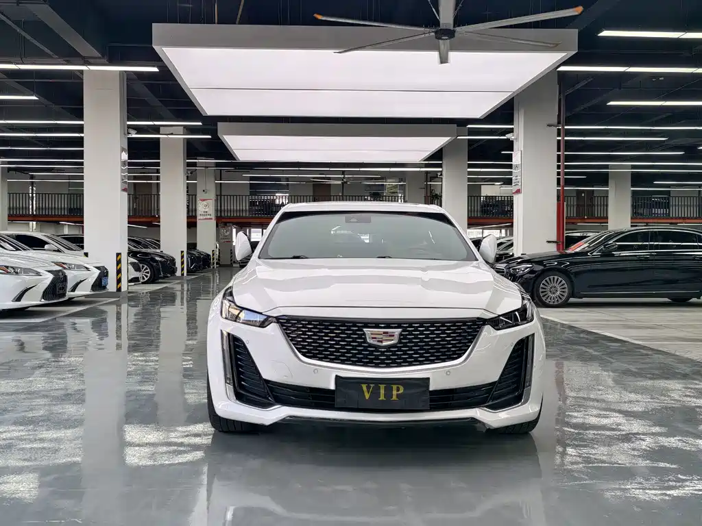 Cadillac CT5 — миниатюра 2
