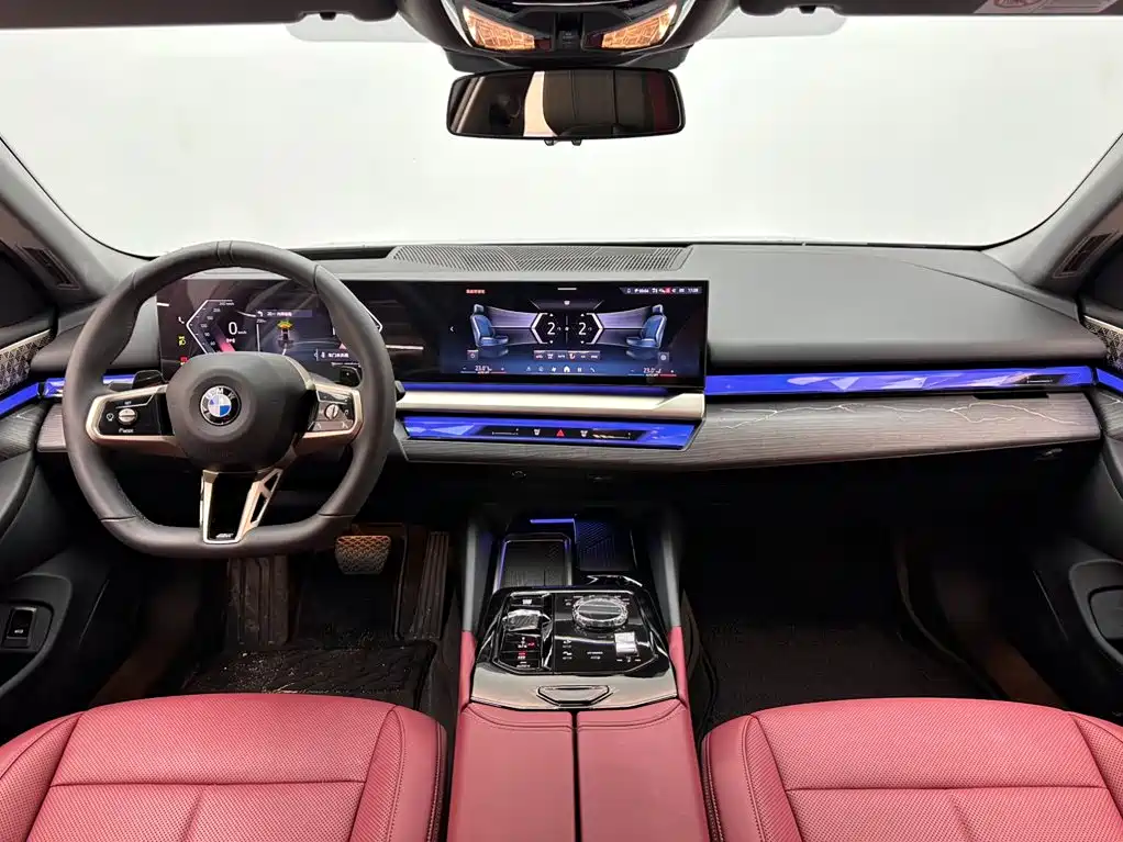 BMW 5 Series — миниатюра 10