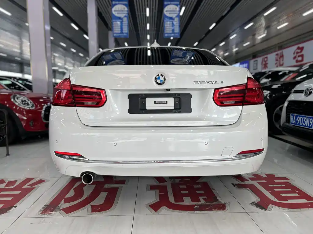 BMW 3 Series — миниатюра 8
