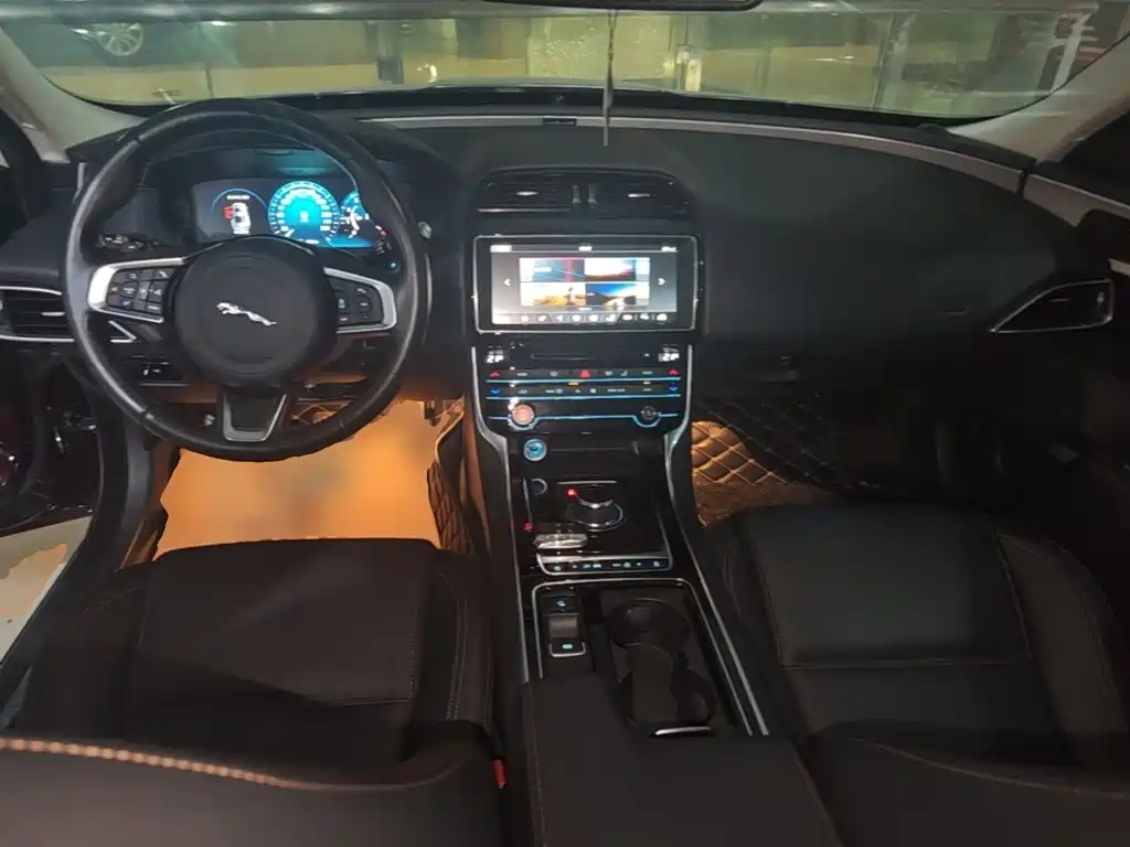 Jaguar XEL — миниатюра 10