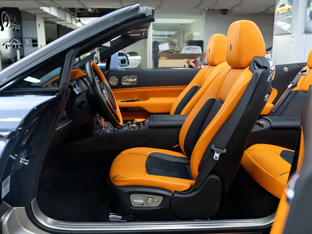 Rolls-Royce Dawn — миниатюра 15