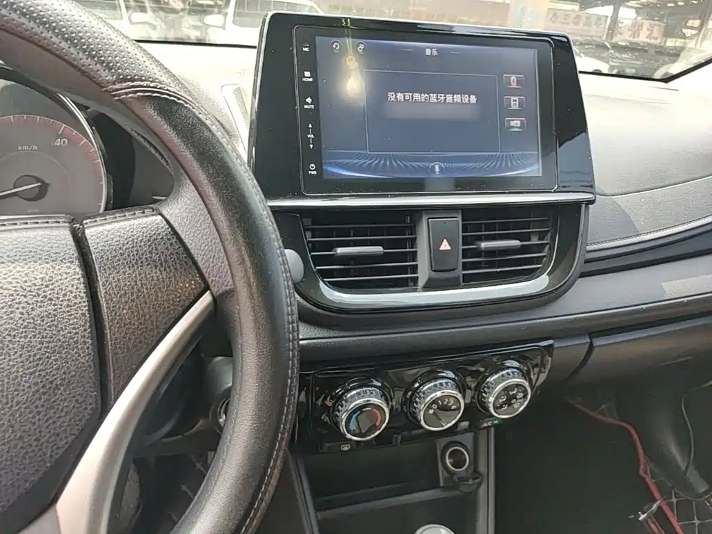 Toyota Vios — миниатюра 10