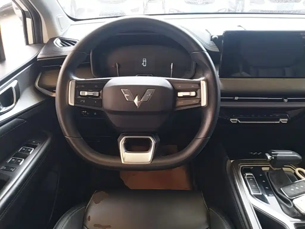 Wuling Jiachen — миниатюра 11