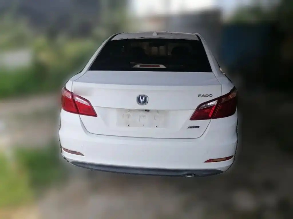 Changan Eado — миниатюра 10