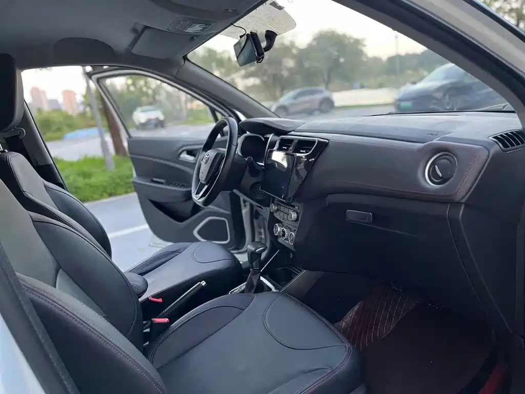 Brilliance V3 1.5L Auto Comfort Type, фото 13