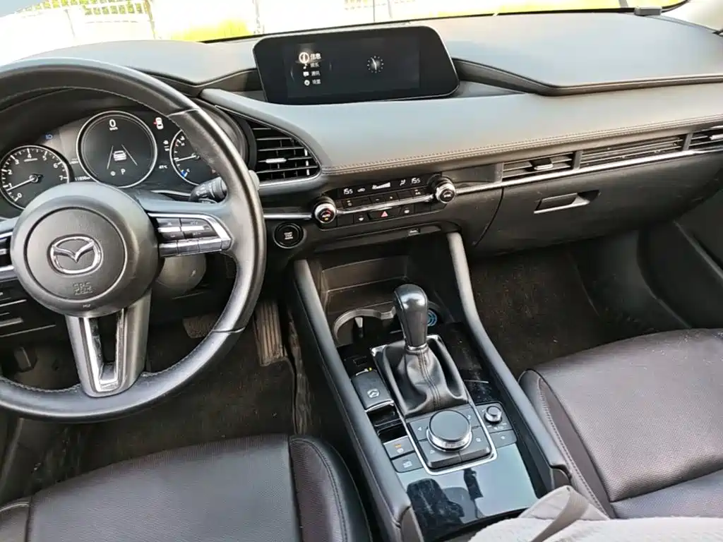 Mazda 3 Axela — миниатюра 13