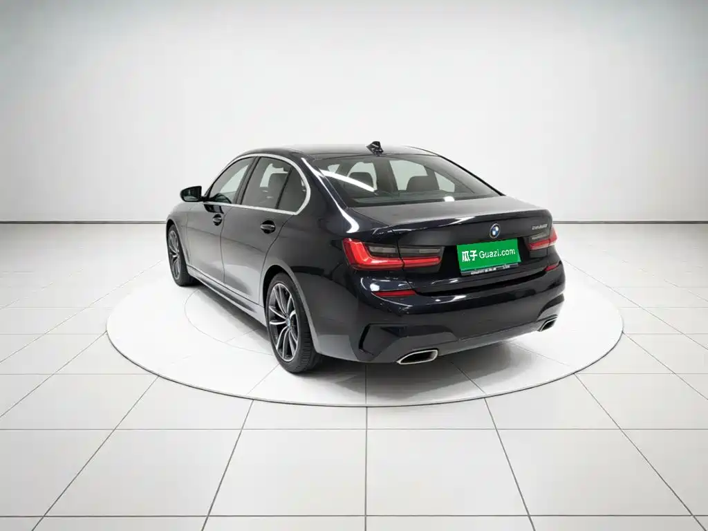 BMW 3 Series — миниатюра 4