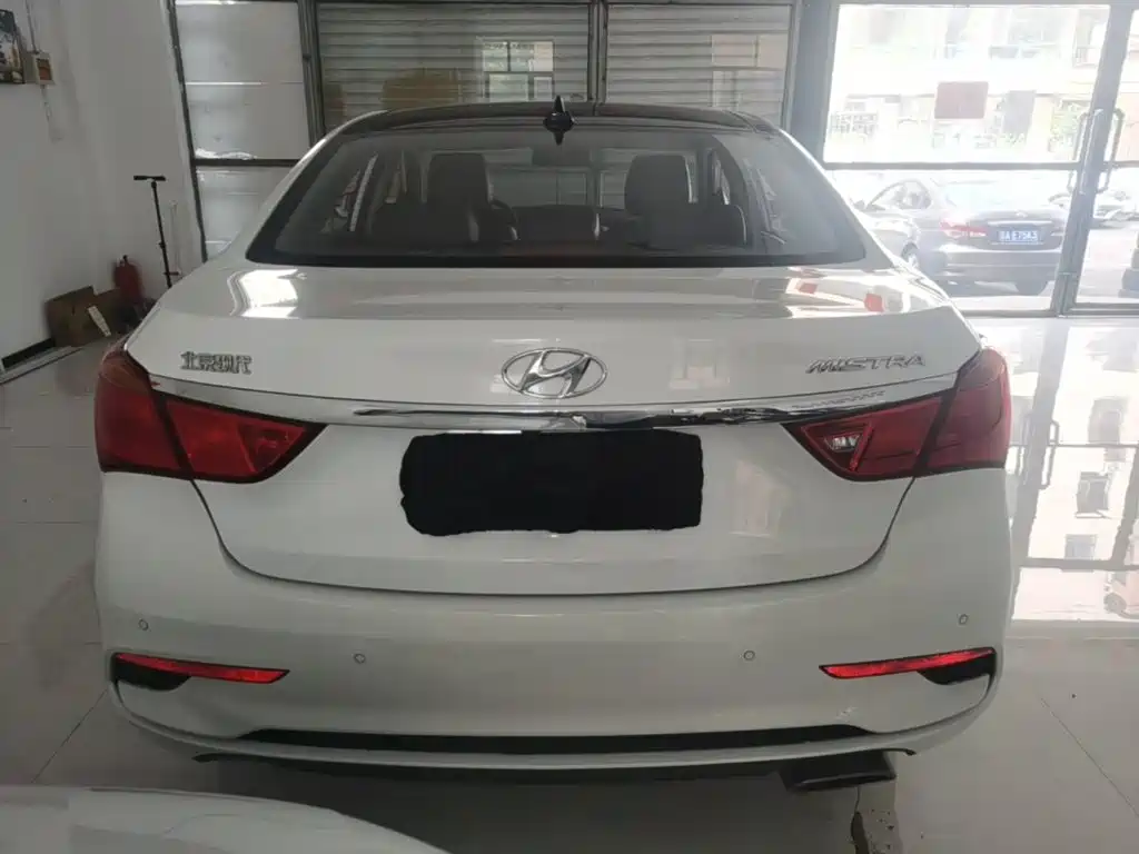 Hyundai Mistra — миниатюра 6